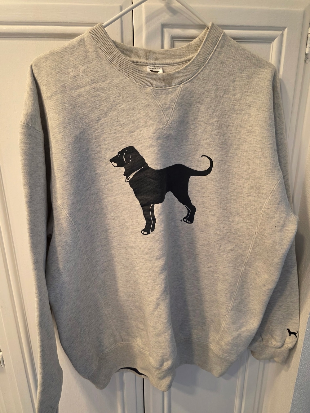 Black Dog Women's Oatmeal Gray Sweatshirt ~ Size Medium - Picture 2 of 9